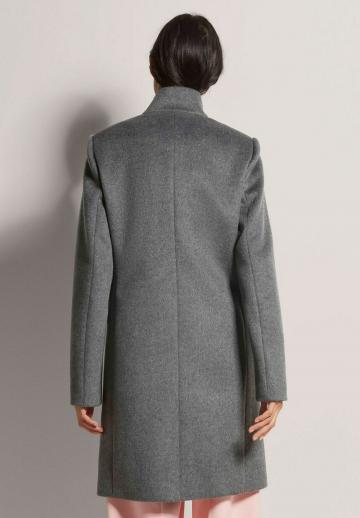 Шерстяное пальто