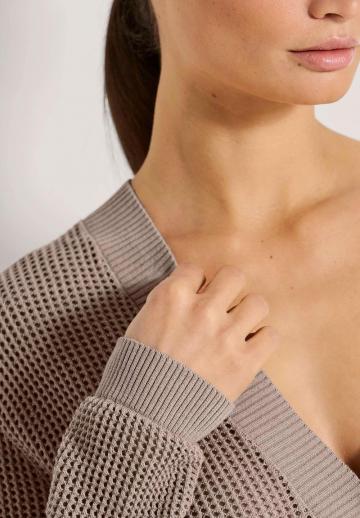 Вязаная кофта