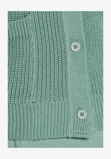 Вязаная кофта