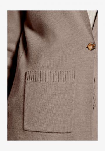 Длинный блейзер