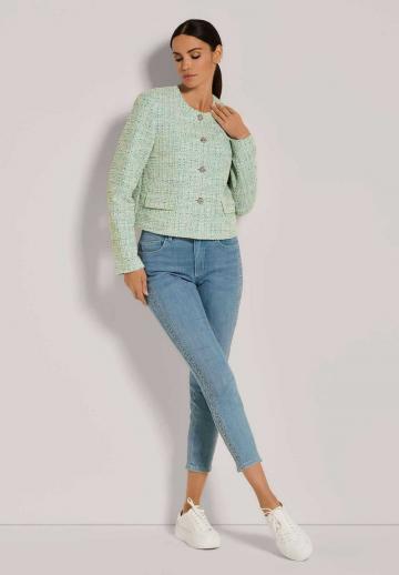 Короткая куртка