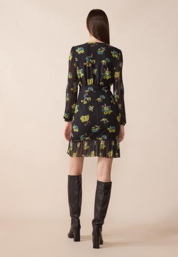 Короткое платье