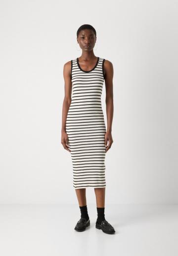 Пляжное платье