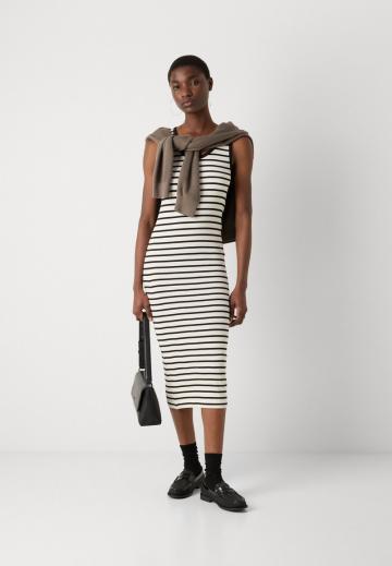 Пляжное платье