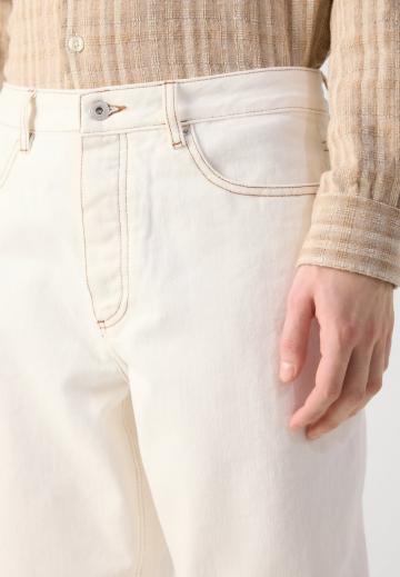 Прямые джинсы