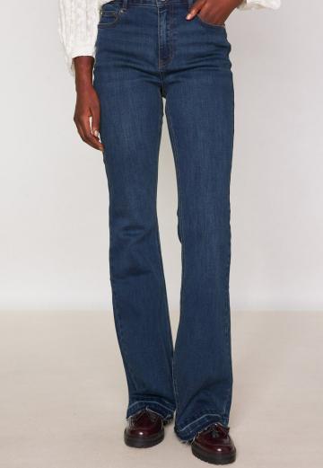 Клешеные брюки