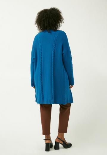 Длинный жилет