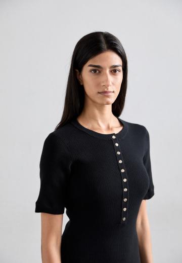 Короткое платье