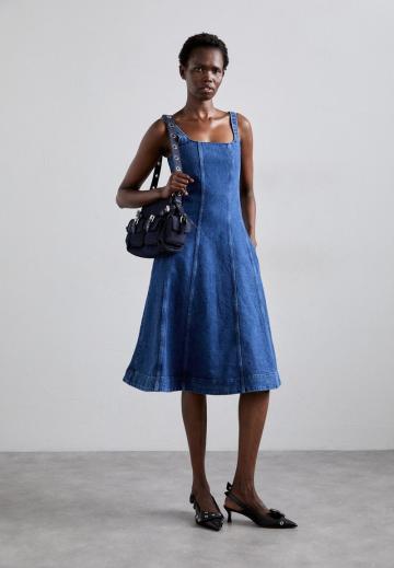 Джинсовое платье