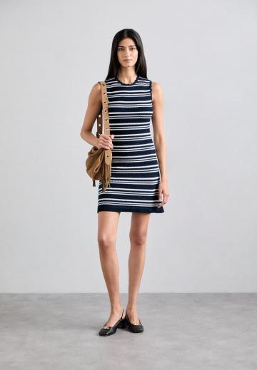 Пляжное платье