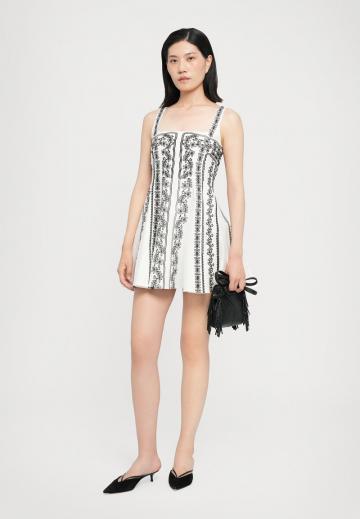 Пляжное платье