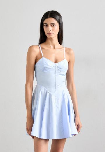 Короткое платье