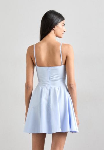 Короткое платье