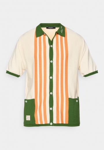 Спортивная кофта