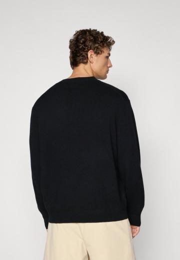 Спортивная кофта