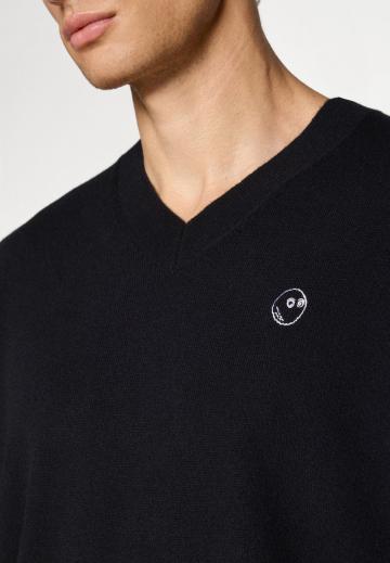 Спортивная кофта