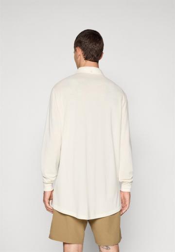 Поло с длинным рукавом