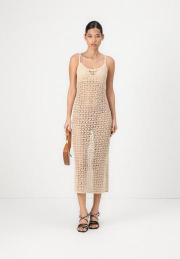 Пляжное платье