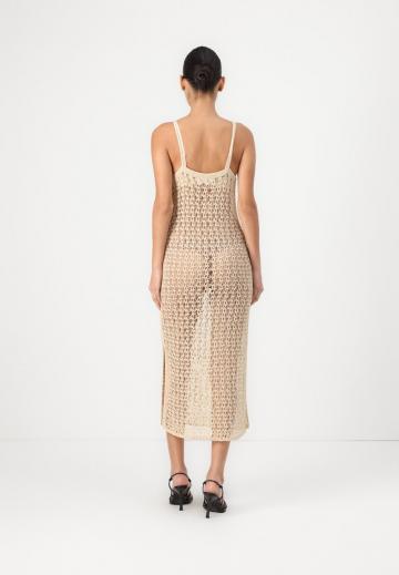 Пляжное платье