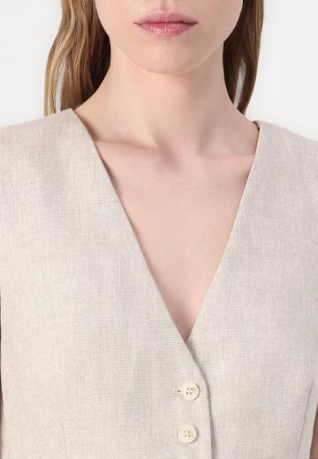 Длинный жилет