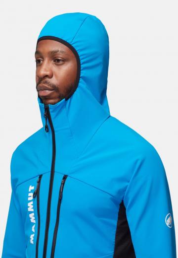 Походные ботинки