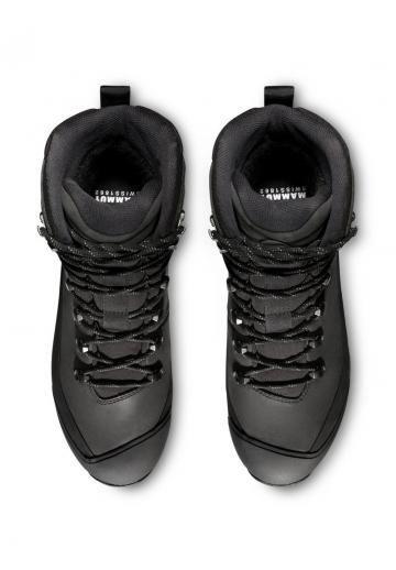 Походные ботинки