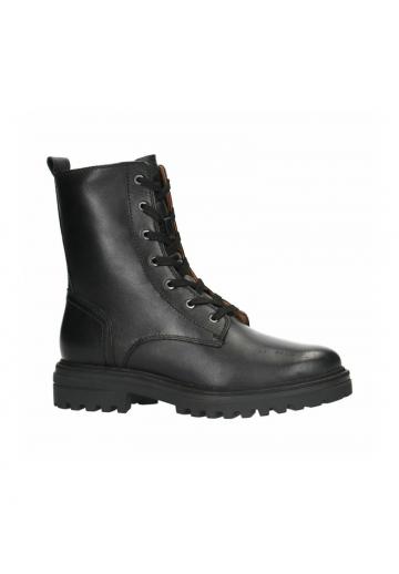 Ботинки на шнуровке