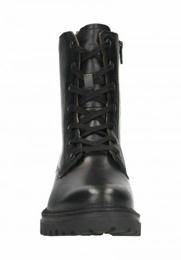 Ботинки на шнуровке
