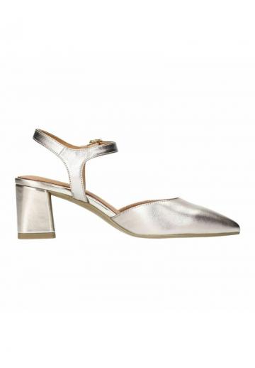 Туфли с ремешком