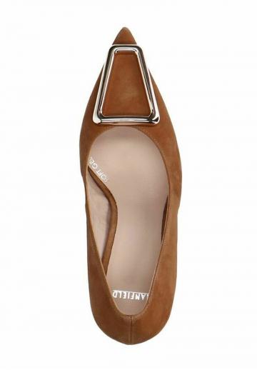 Туфли на высоком каблуке