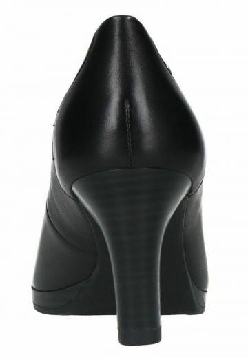 Туфли с высоким носом