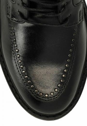 Ботинки на шнуровке