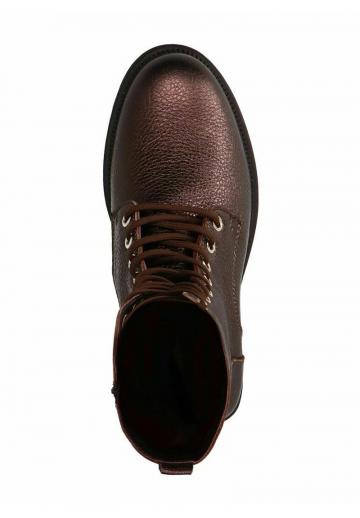 Ботинки на шнуровке