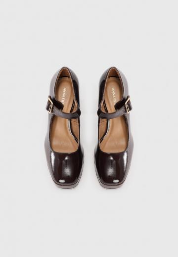 Туфли с ремешком