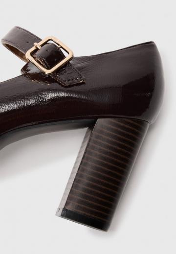 Туфли с ремешком