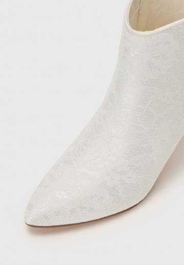 Высокие сапоги