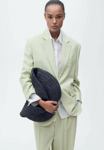 Длинный блейзер