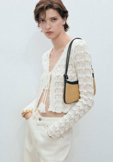 Вязаная кофта