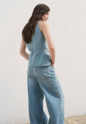 Джинсовая жилетка