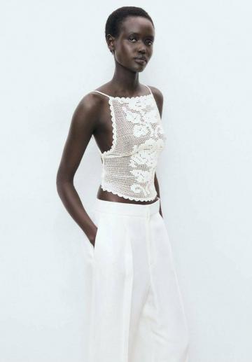 Топ на бретельках