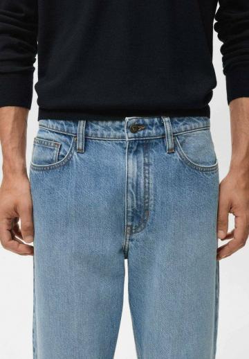 Прямые джинсы