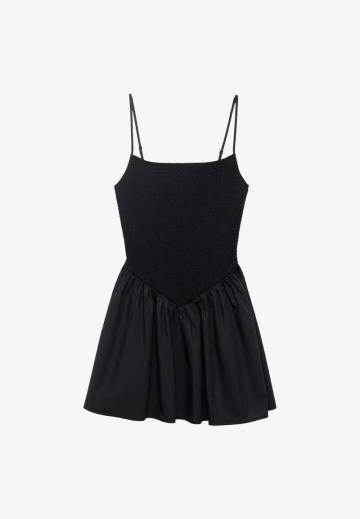 Короткое платье