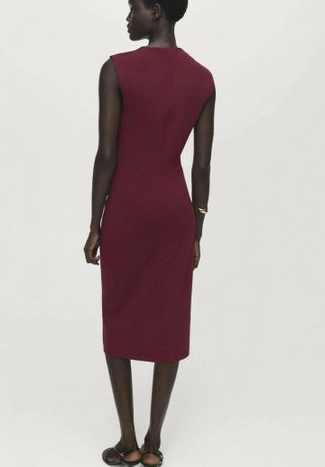 Платье футляр