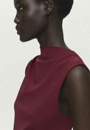 Платье футляр