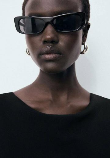 Платье футляр