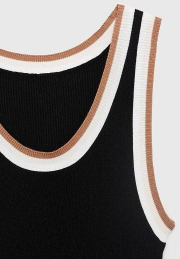 Вязаное платье