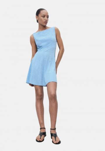 Короткое платье