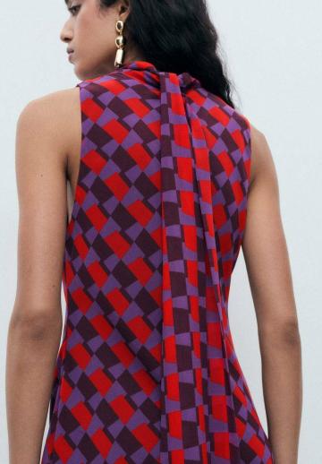 Короткое платье