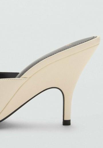 Босоножки на каблуке