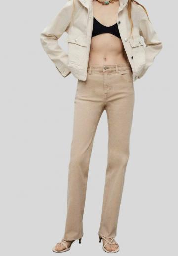 Прямые джинсы
